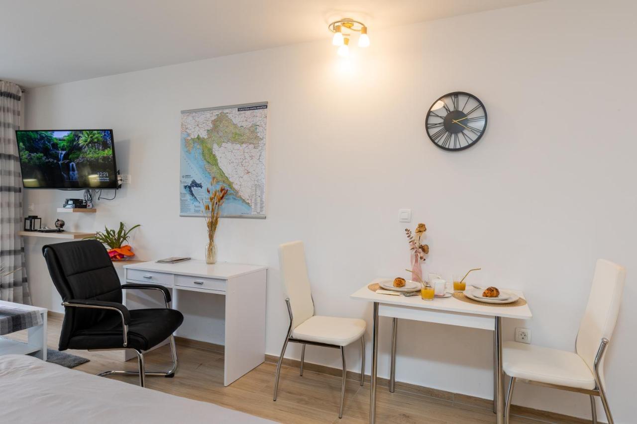 Ferienwohnung Nomad Dubrovnik + Free Parking Exterior foto