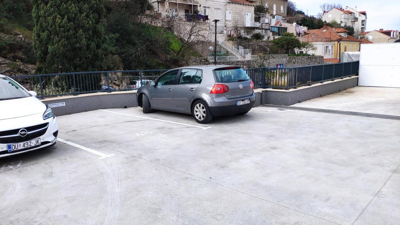 Ferienwohnung Nomad Dubrovnik + Free Parking Exterior foto